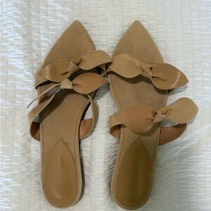 SCHUTZ Tan Women's Sandals